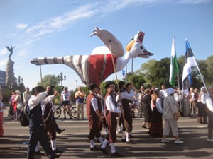 The duck, symbol of the island of Saaremaa, in the 2014 Song Festival procession.