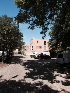 The end house in the 'millionaires' row' being constructed beyond George Pateman Court. Note the 'vernacular' but entirely functionless chimney.