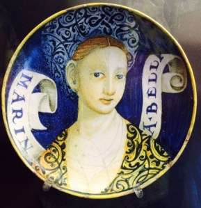 'Bella Marina' on a maiolica plate.
