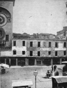 A late-19th-century photo of the shops concealing San Lorenzo.