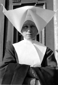 A Polish nun, 1939: this is not a veil!