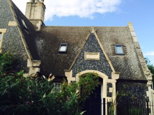 The lodge at Mill Road cemetery.