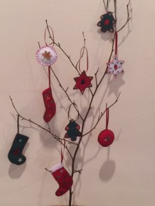 Felt tree ornaments ...