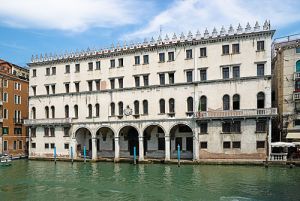 The Fondaco dei Tedeschi on the Grand Canal: until recently it was the central post office of Venice.