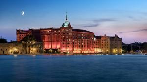 molino-stucky-hilton-dusk-1680x940