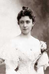 The mezzo-soprano Marie Brema in 1897.